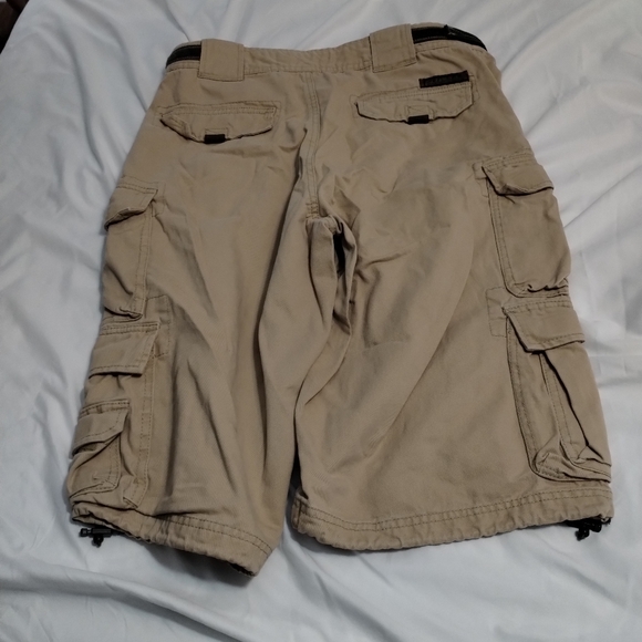 Cargo Shorts - Picture 5 of 9